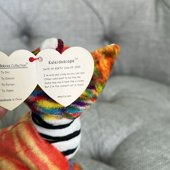 Beanie Cat - Picture 6 of 6